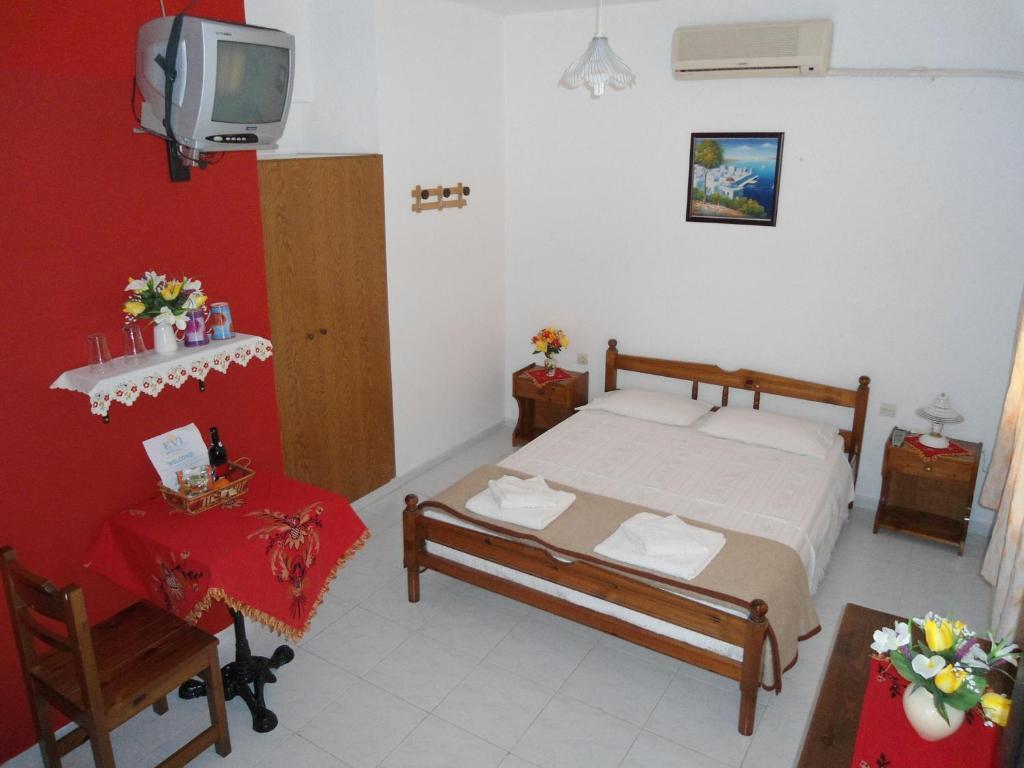 Evi Apartments And Studios Theológos Стая снимка